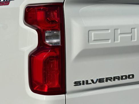 Used 2024 Chevrolet Silverado 1500 LT Trail Boss w/ Protection Package image 37