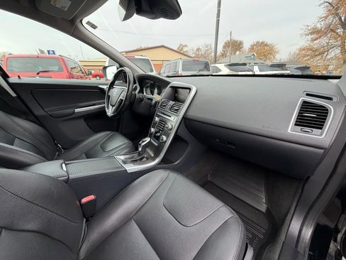 Used 2015 Volvo XC60 T5 image 20