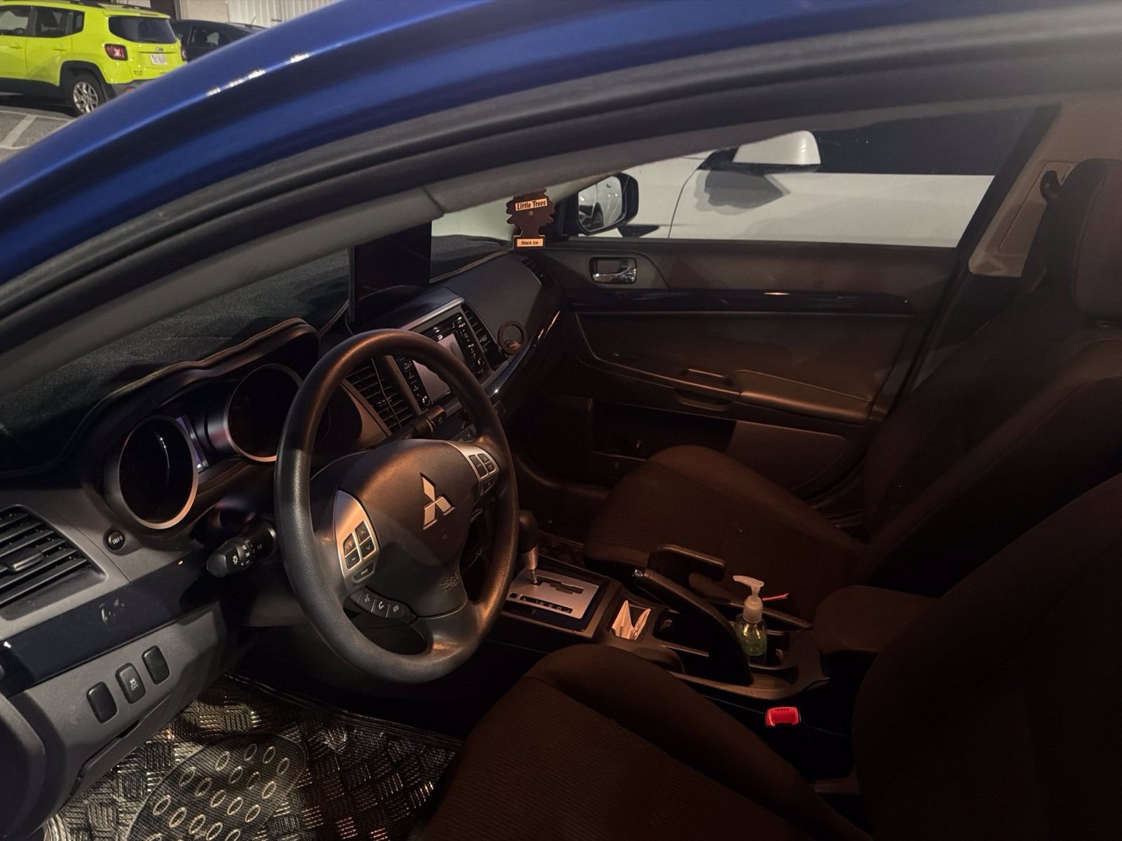 Used 2017 Mitsubishi Lancer ES FWD image 8