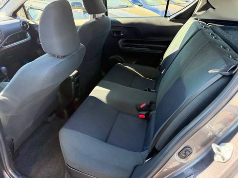 Used 2015 Toyota Prius C Three FWD image 9