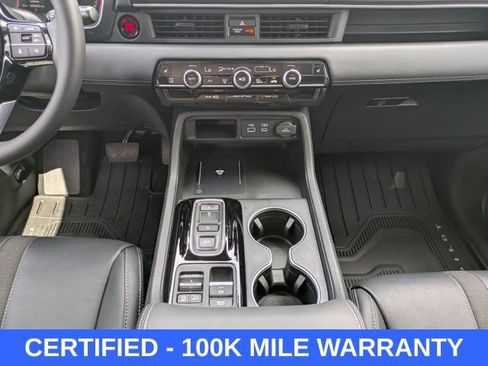 Certified 2024 Honda Pilot Touring image 19
