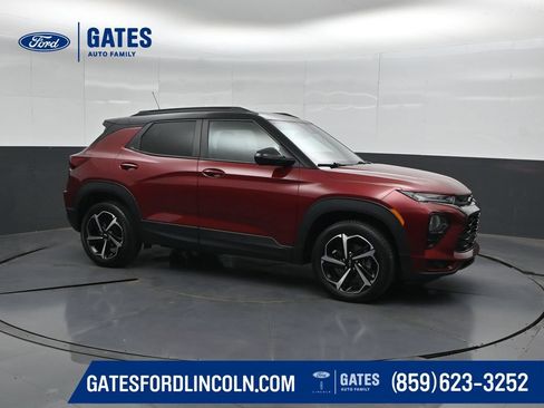 Used 2023 Chevrolet TrailBlazer RS w/ Sun and Liftgate Package AWD/4WD image 1