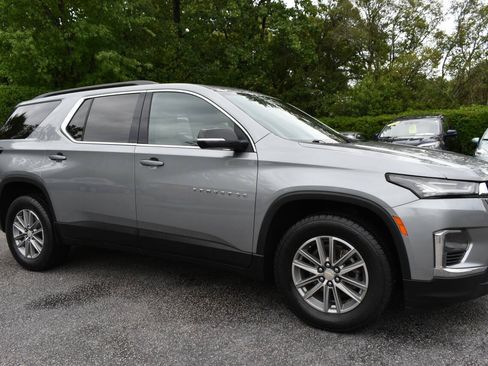 Used 2023 Chevrolet Traverse LT w/ LPO, Cargo Package AWD/4WD image 31