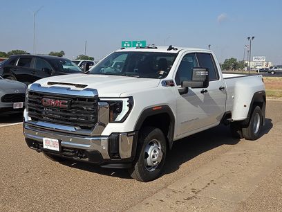 New 2026 GMC Sierra 3500 Pro w/ 1SA Pro Safety Plus Package