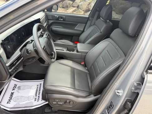 Used 2024 Hyundai Santa Fe Calligraphy AWD/4WD image 15