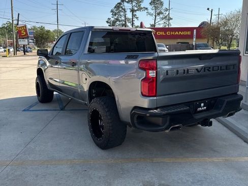 Used 2021 Chevrolet Silverado 1500 Custom Trail Boss AWD/4WD image 18