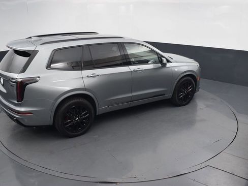 Used 2024 Cadillac XT6 Sport image 47