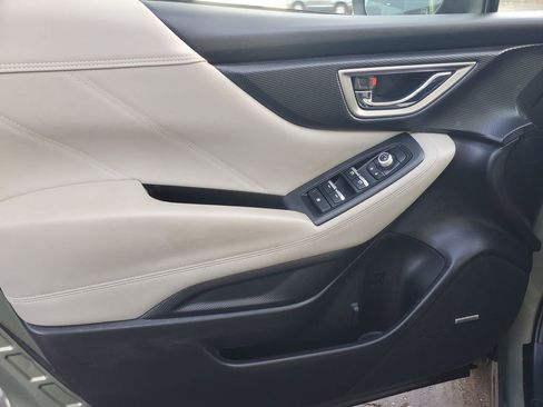 Used 2021 Subaru Forester Limited image 13