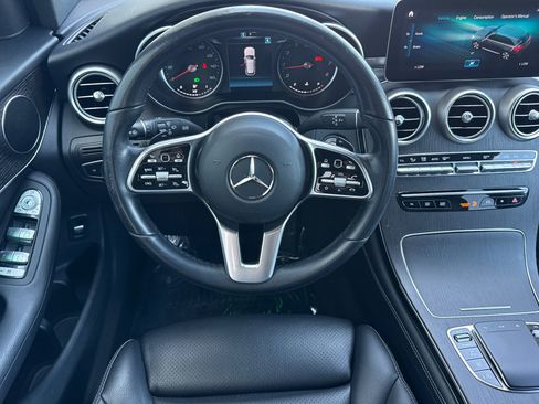Used 2020 Mercedes-Benz GLC 300 4MATIC image 30