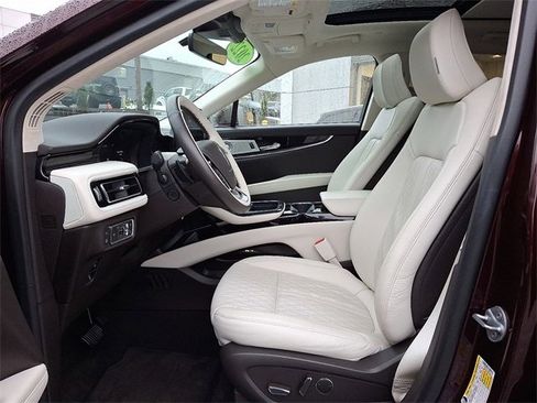 Used 2022 Lincoln Nautilus Black Label w/ Class II Trailer Tow Package image 13