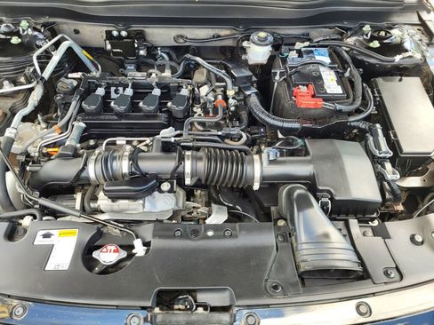 Used 2022 Honda Accord Sport image 9