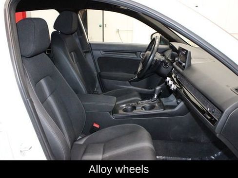 Used 2022 Honda Civic Sport image 14