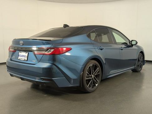 Used 2025 Toyota Camry XSE AWD/4WD image 7