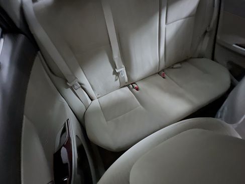 Used 2010 Toyota Corolla LE FWD image 29