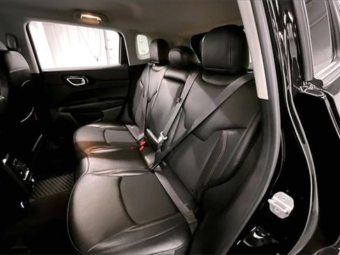 Used 2022 Jeep Compass Trailhawk image 21