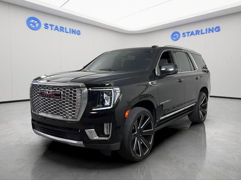 Used 2021 GMC Yukon Denali w/ Denali Premium Package AWD/4WD image 16