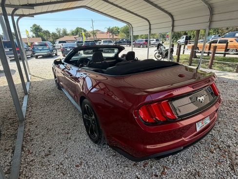Used 2018 Ford Mustang Convertible w/ Equipment Group 101A RWD image 17