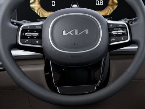 New 2026 Kia Carnival FWD image 22