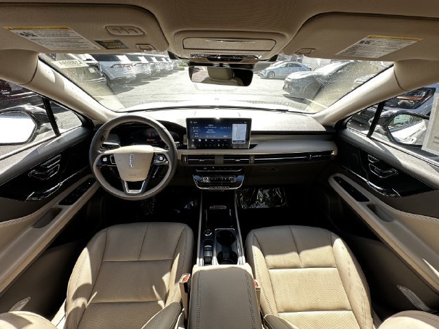 Certified 2023 Lincoln Corsair AWD w/ Equipment Group 101A image 16