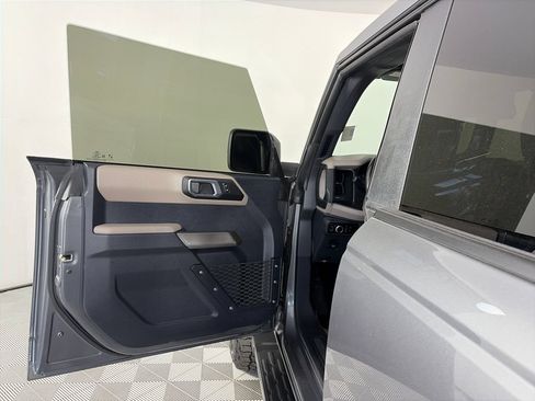 Used 2023 Ford Bronco Wildtrak AWD/4WD image 10