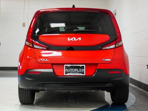Used 2022 Kia Soul EX image 39