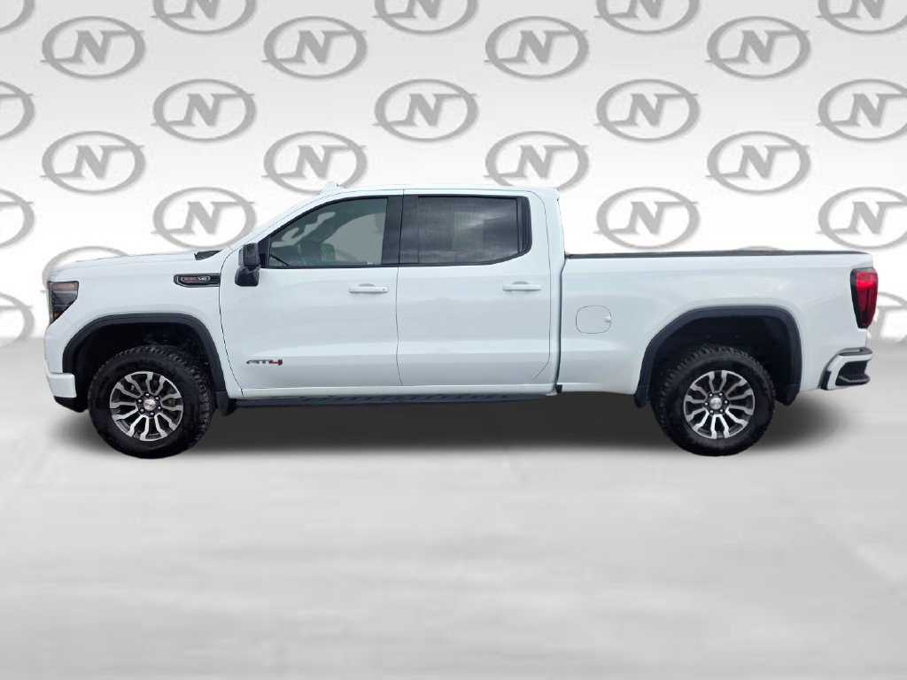 Used 2022 GMC Sierra 1500 AT4 w/ AT4 Preferred Package AWD/4WD image 11