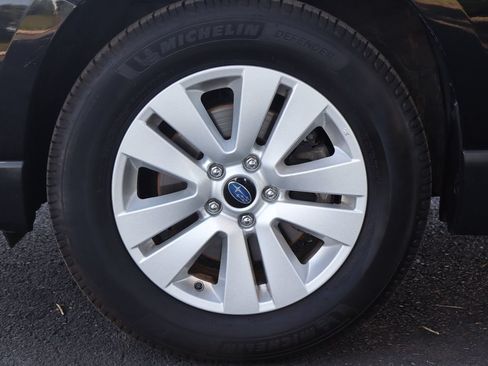 Used 2018 Subaru Outback 2.5i Premium AWD/4WD image 40