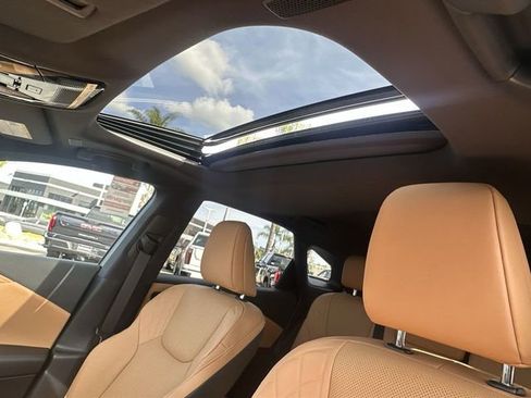 Used 2025 Lexus RX 350 Premium image 18
