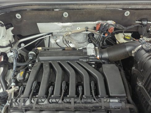 Used 2022 Volkswagen Atlas Cross Sport SEL R-Line image 21