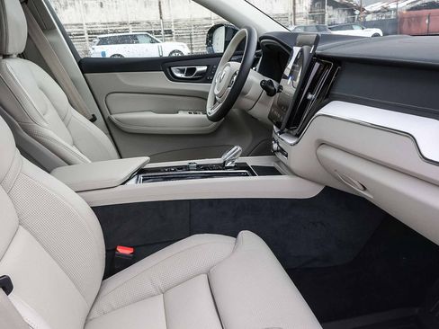 New 2026 Volvo XC60 T8 Ultra w/ Protection Package Premier image 18