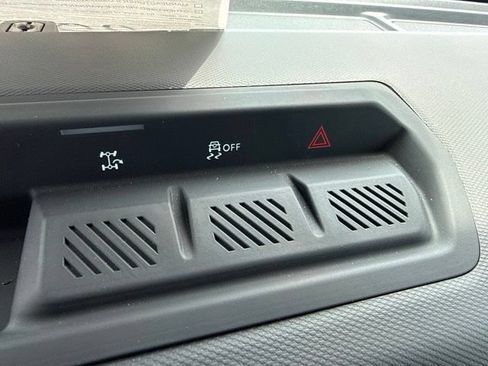 Used 2025 Ford Bronco Big Bend AWD/4WD image 25