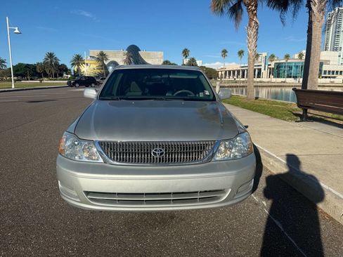 Used 2001 Toyota Avalon XLS image 6