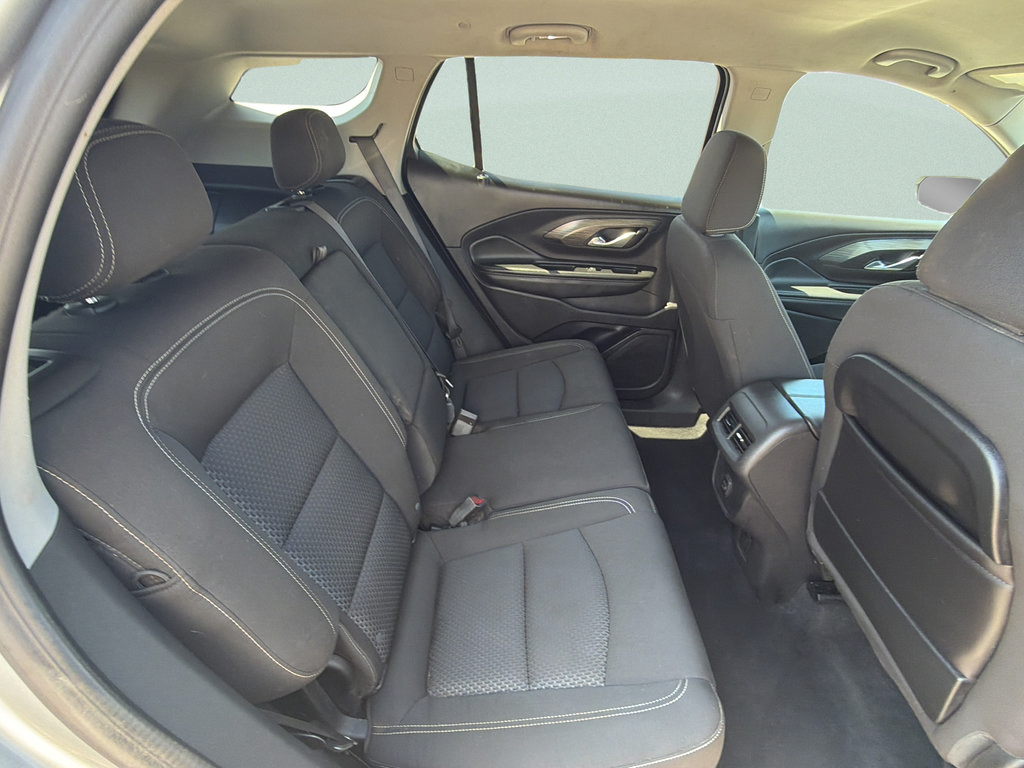 Used 2024 GMC Terrain SLE w/ Driver Convenience Package FWD image 12