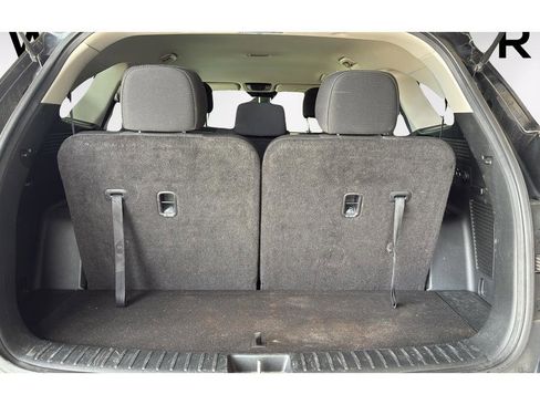Used 2022 Kia Sorento LX FWD image 19