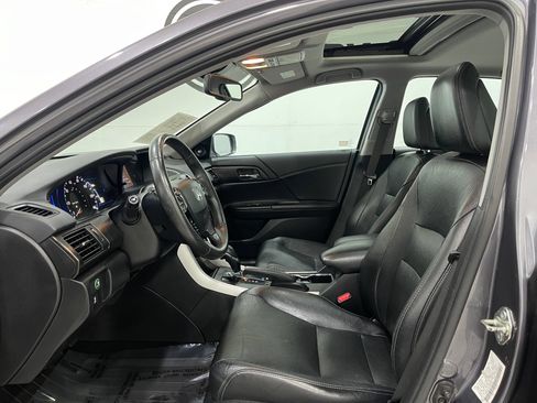 Used 2015 Honda Accord EX-L image 12