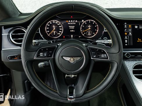 Used 2020 Bentley Continental GT AWD/4WD image 31