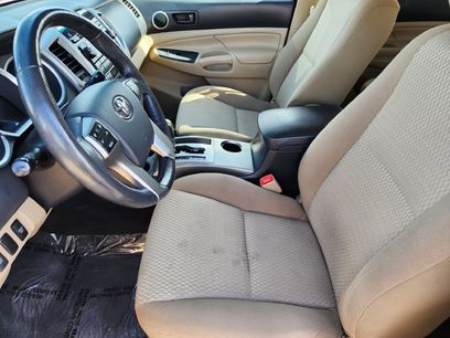 Used 2012 Toyota Tacoma 4x4 Double Cab w/ SR5 Pkg
