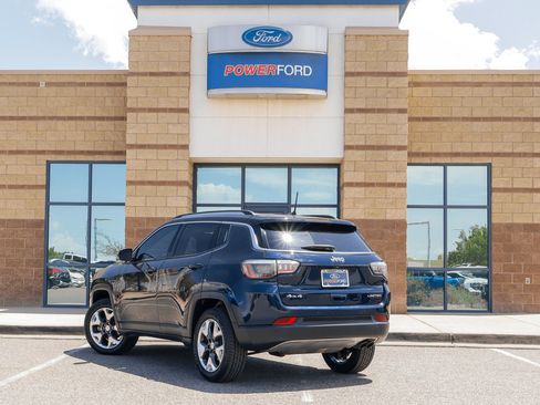 Used 2018 Jeep Compass Limited w/ Safe & Security Group AWD/4WD image 8