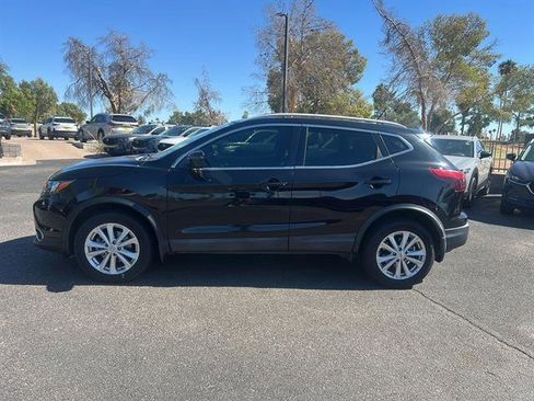 Used 2018 Nissan Rogue Sport SV w/ SV All-Weather Package image 4