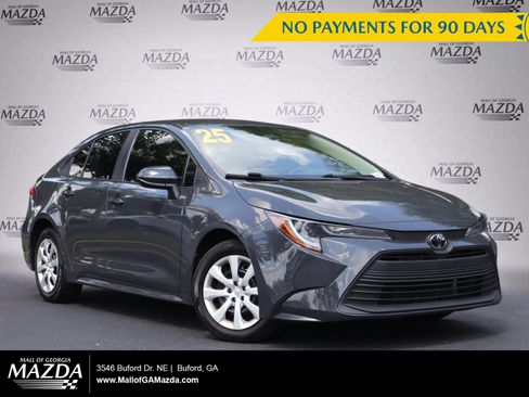 Used 2025 Toyota Corolla LE FWD image 1