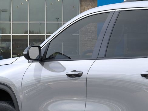 New 2026 Chevrolet Traverse LT w/ Driver Confidence Package image 12