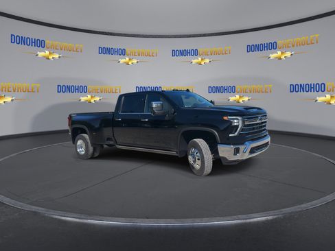 New 2026 Chevrolet Silverado 3500 LTZ w/ LTZ Plus Package AWD/4WD image 5