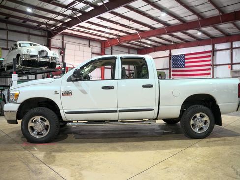 Used 2007 Dodge Ram 2500 Truck SLT w/ Quad Cab Big Horn Value Group image 4