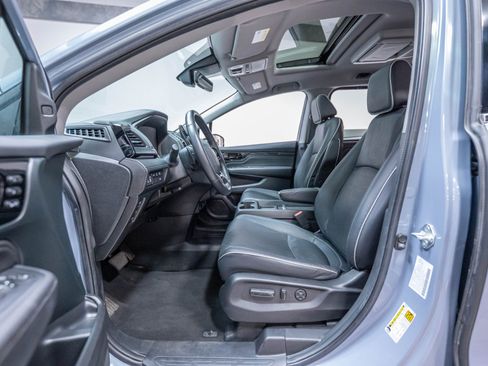 Used 2024 Honda Odyssey Elite image 10