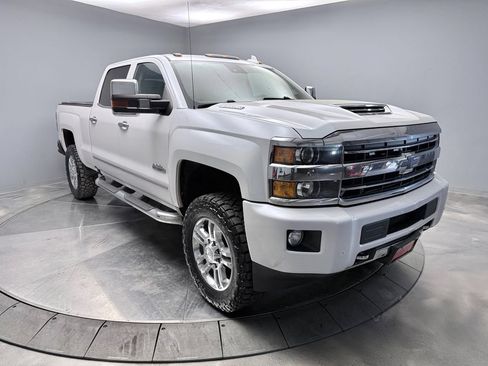Used 2019 Chevrolet Silverado 2500 High Country w/ Duramax Plus Package AWD/4WD image 3