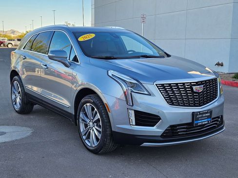 Used 2025 Cadillac XT5 Premium Luxury image 7