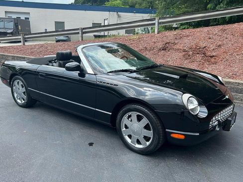 Used 2002 Ford Thunderbird RWD image 14