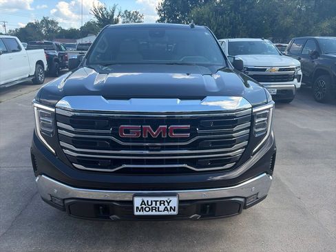 New 2026 GMC Sierra 1500 SLT w/ SLT Premium Plus Package AWD/4WD image 9