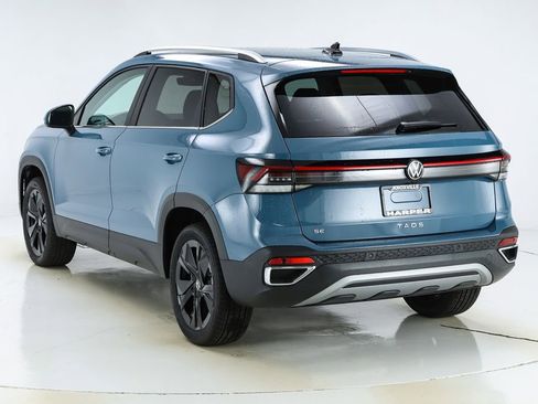 New 2026 Volkswagen Taos SE FWD image 43