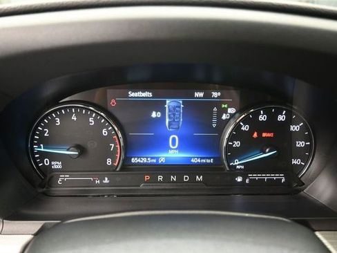 Used 2020 Ford Explorer XLT w/ Equipment Group 202A RWD image 32